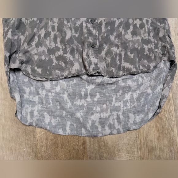 Cloth & Stone Button Down Shirt High Low Hem Size XS - Picture 9 of 13